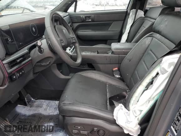 2024 Hyundai Santa Fe Calligraphy with VIN 5NMP54GLXRH060209, listed as a Copart auction lot 53814935 with 4,479 mi miles and Salvage title. Bid and sale history available at DreamBid. Image 7.