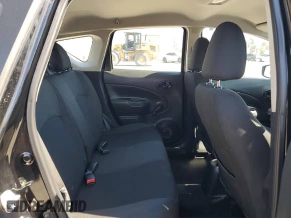 2018 Nissan Note SV z VIN 3N1CE2CP6JL360545, wystawiony jako Copart lot #84923555 z przebiegiem 86 083 mil mil oraz Czysty tytuł • Clean title. Historia ofert i sprzedaży dostępna na DreamBid. Obrazek 10.