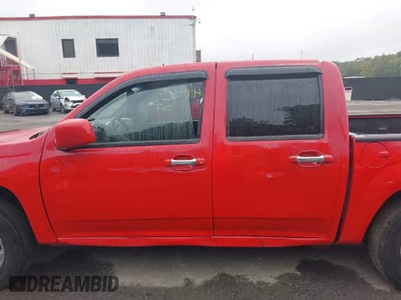 2010 Chevrolet Colorado 1LT z VIN 1GCDSCD90A8105078, wystawiony jako IAAI lot #41987710 z przebiegiem 192 779 mil mil oraz . Historia ofert i sprzedaży dostępna na DreamBid. Obrazek 14.