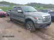 2013 Ford F-150 XLT z VIN 1FTFW1E65DFC76947, wystawiony jako IAAI lot #42028756 z przebiegiem 239 463 mil mil oraz . Historia ofert i sprzedaży dostępna na DreamBid. Obrazek 1.