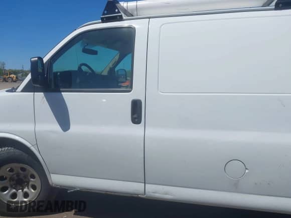 2010 Chevrolet Express Cargo with VIN 1GCUGADX4A1184591, listed as a IAAI auction lot 42215034 with 138,784 mi miles and . Bid and sale history available at DreamBid. Image 14.
