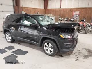 2019 Jeep Compass Latitude with VIN 3C4NJDBB9KT690507, listed as a IAAI auction lot 43303949 with 90,006 mi miles and . Bid and sale history available at DreamBid. Image 1.