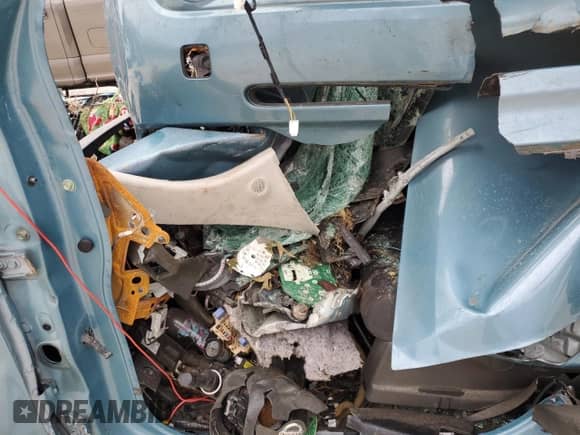 2011 Nissan Cube S с VIN JN8AZ2KR8BT203225, выставлен на аукционе Copart как лот 77521964 с пробегом Не указан миль и На запчасти • Non repairable. История ставок и продаж доступна на DreamBid. Изображение 7.