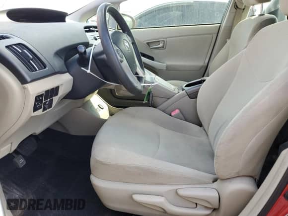 2013 Toyota Prius Two with VIN JTDKN3DU5D1688473, listed as a Copart auction lot 89674795 with 136,481 mi miles and Salvage title. Bid and sale history available at DreamBid. Image 7.