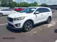 2016 Kia Sorento EX z VIN 5XYPHDA1XGG008732, wystawiony jako IAAI lot #42546431 z przebiegiem 155 098 mil mil oraz . Historia ofert i sprzedaży dostępna na DreamBid. Obrazek 17.