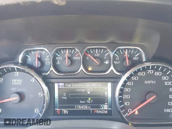 2014 Chevrolet Silverado 1500 LTZ z VIN 3GCUKSEJ0EG439324, wystawiony jako IAAI lot #42148611 z przebiegiem 176 409 mil mil oraz . Historia ofert i sprzedaży dostępna na DreamBid. Obrazek 7.