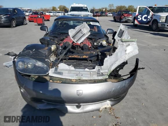 2002 Dodge Viper RT/10 with VIN 1B3ER65E02V102232, listed as a Copart auction lot 84650754 with 16,100 mi miles and Salvage title. Bid and sale history available at DreamBid. Image 5.