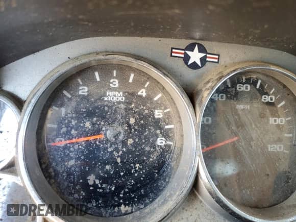 2013 Chevrolet Silverado 1500 LT z VIN 1GCRKSE77DZ208042, wystawiony jako Copart lot #81899435 z przebiegiem Nie podano mil oraz Szkoda całkowita • Salvage title. Historia ofert i sprzedaży dostępna na DreamBid. Obrazek 9.