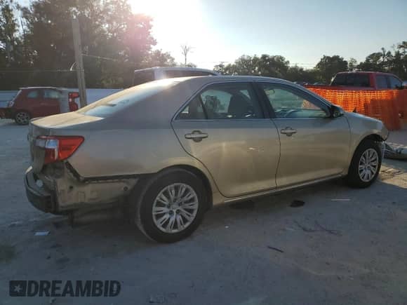 2012 Toyota Camry SE with VIN 4T1BF1FKXCU513285, listed as a Copart auction lot 82655205 with 177,862 mi miles and Salvage title. Bid and sale history available at DreamBid. Image 3.