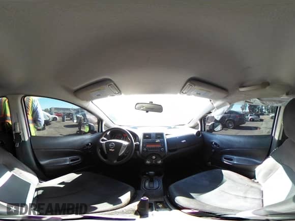 2014 Nissan Note SV z VIN 3N1CE2CP1EL427364, wystawiony jako IAAI lot #42678715 z przebiegiem 106 850 mil mil oraz . Historia ofert i sprzedaży dostępna na DreamBid. Obrazek 22.