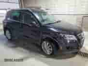 2011 Volkswagen Tiguan S с VIN WVGBV7AX9BW552610, выставлен на аукционе Copart как лот 81471285 с пробегом 65 049 миль миль и Списание • Salvage title. История ставок и продаж доступна на DreamBid. Изображение 4.