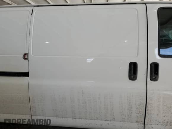 2017 Chevrolet Express Cargo с VIN 1GCZGHFG9H1104093, выставлен на аукционе Copart как лот 46190765 с пробегом Не указан миль и Списание • Salvage title. История ставок и продаж доступна на DreamBid. Изображение 11.