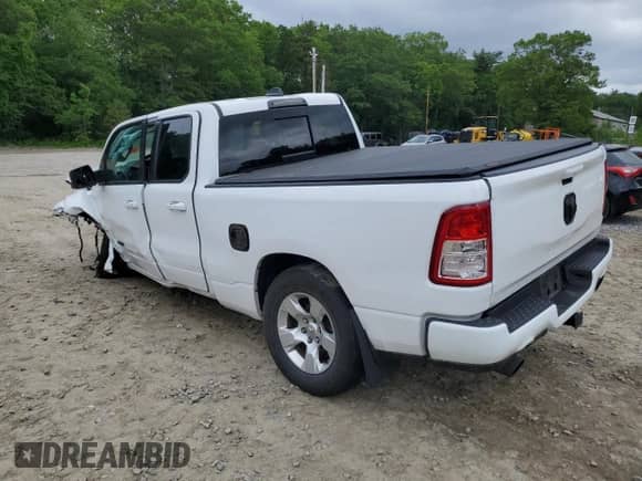 2021 Ram 1500 Big Horn z VIN 1C6SRFBT8MN734958, wystawiony jako Copart lot #58760045 z przebiegiem Nie podano mil oraz Szkoda całkowita • Salvage title. Historia ofert i sprzedaży dostępna na DreamBid. Obrazek 2.