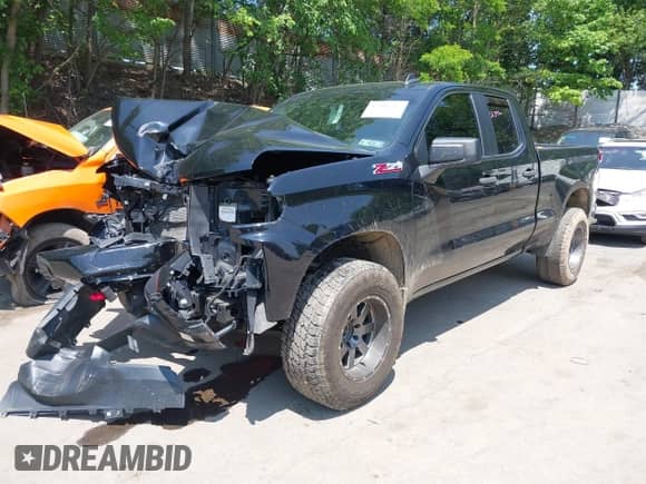 2019 Chevrolet Silverado 1500 Custom Trail Boss with VIN 1GCRYCEF6KZ194904, listed as a IAAI auction lot 42399117 with 51,391 mi miles and . Bid and sale history available at DreamBid. Image 18.