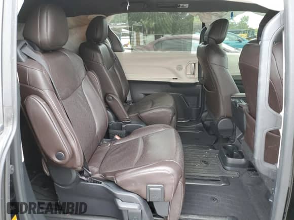 2022 Toyota Sienna Platinum с VIN 5TDERKEC8NS085748, выставлен на аукционе Copart как лот 52972275 с пробегом 32 817 миль миль и Списание • Salvage title. История ставок и продаж доступна на DreamBid. Изображение 12.