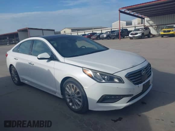 2015 Hyundai Sonata Limited с VIN 5NPE34AF3FH255650, выставлен на аукционе IAAI как лот 42783968 с пробегом 136 577 миль миль и . История ставок и продаж доступна на DreamBid. Изображение 1.