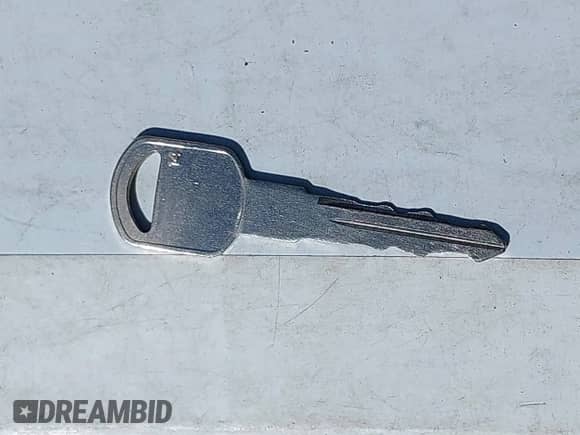 1997 GMC Sierra 1500 с VIN 2GTEK19R9V1566662, выставлен на аукционе IAAI как лот 43051145 с пробегом 209 691 миль миль и . История ставок и продаж доступна на DreamBid. Изображение 11.