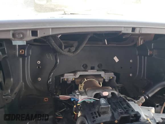 2007 Chevrolet Silverado 1500 LS z VIN 2GCEC13V171133245, wystawiony jako Copart lot #70958045 z przebiegiem Nie podano mil oraz Szkoda całkowita • Salvage title. Historia ofert i sprzedaży dostępna na DreamBid. Obrazek 9.