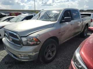 2010 Dodge 1500 SLT с VIN 1D7RV1CT6AS193092, выставлен на аукционе Copart как лот 73792584 с пробегом 151 876 миль миль и Списание • Salvage title. История ставок и продаж доступна на DreamBid. Изображение 1.