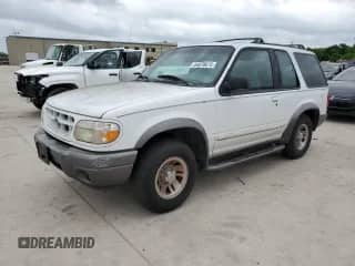 2000 Ford Explorer Sport с VIN 1FMYU60E0YUA70071, выставлен на аукционе Copart как лот 54078615 с пробегом 189 103 миль миль и Чистый • Clean title. История ставок и продаж доступна на DreamBid. Изображение 1.