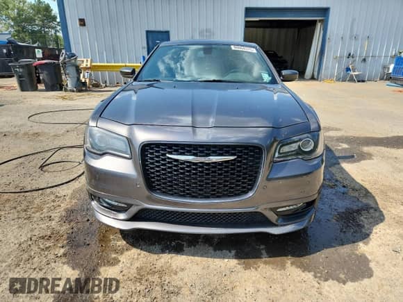 2017 Chrysler 300 S with VIN 2C3CCAGG3HH541925, listed as a Copart auction lot 80068375 with 114,754 mi miles and Salvage title. Bid and sale history available at DreamBid. Image 5.