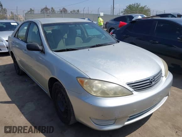 2006 Toyota Camry STD с VIN JTDBE32K063050530, выставлен на аукционе IAAI как лот 43088954 с пробегом 208 911 миль миль и . История ставок и продаж доступна на DreamBid. Изображение 1.
