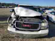 2001 GMC Sierra 1500 SLE z VIN 1GTEK19T01E336805, wystawiony jako Copart lot #82631185 z przebiegiem 223 096 mil mil oraz Szkoda całkowita • Salvage title. Historia ofert i sprzedaży dostępna na DreamBid. Obrazek 5.