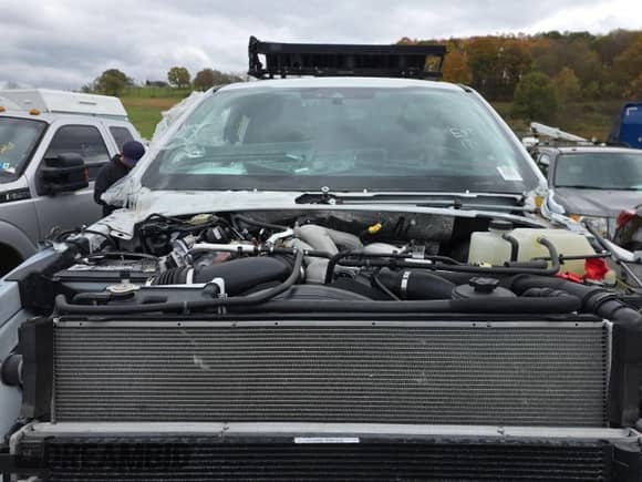 2023 Ford F-250 XLT z VIN 1FT7X2BTXPEC29036, wystawiony jako IAAI lot #43601135 z przebiegiem 32 509 mil mil oraz . Historia ofert i sprzedaży dostępna na DreamBid. Obrazek 1.