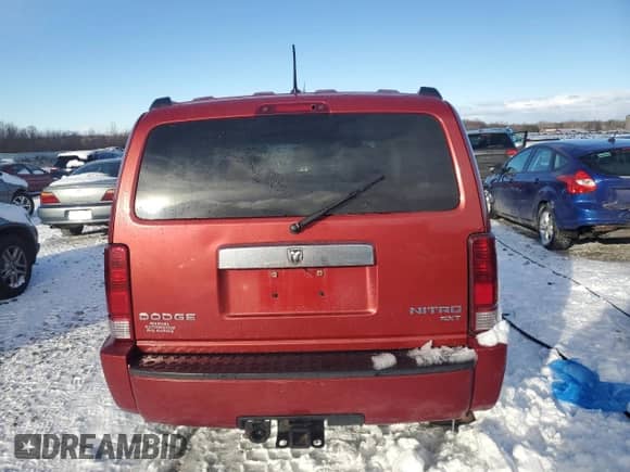 2010 Dodge Nitro SXT with VIN 1D4PU5GK2AW138146, listed as a Copart auction lot 83093314 with 175,992 mi miles and Clean title. Bid and sale history available at DreamBid. Image 6.