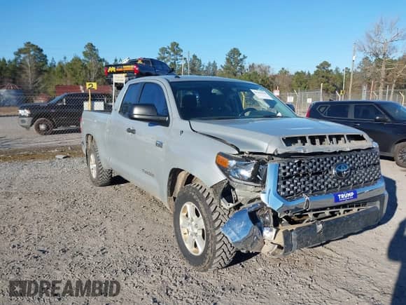 2018 Toyota Tundra SR с VIN 5TFUW5F16JX756387, выставлен на аукционе IAAI как лот 41304190 с пробегом 221 970 миль миль и . История ставок и продаж доступна на DreamBid. Изображение 1.