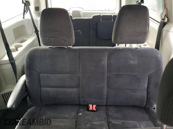 2014 Dodge Grand Caravan SE 30th Anniversary with VIN 2C4RDGBGXER477403, listed as a Copart auction lot 86064525 with 197,305 mi miles and Clean title. Bid and sale history available at DreamBid. Image 10.