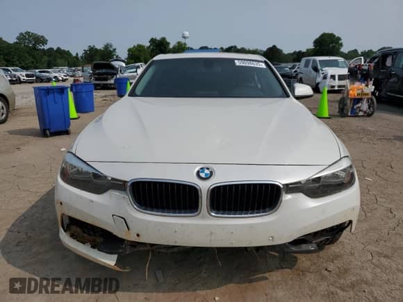 2016 BMW 3 Series 320i with VIN WBA8A9C53GK619232, listed as a Copart auction lot 59098635 with 151,260 mi miles and Salvage title. Bid and sale history available at DreamBid. Image 5.