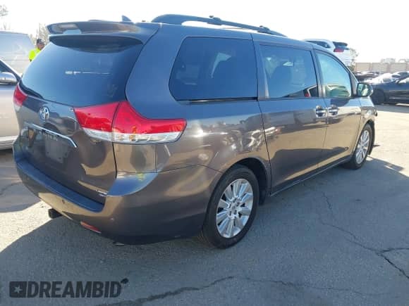 2013 Toyota Sienna XLE with VIN 5TDDK3DC5DS063969, listed as a IAAI auction lot 43446476 with 206,926 mi miles and . Bid and sale history available at DreamBid. Image 4.