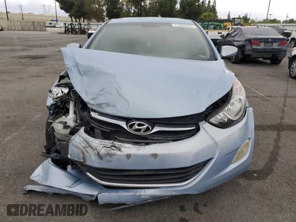 2013 Hyundai Elantra GLS с VIN KMHDH4AE9DU713985, выставлен на аукционе Copart как лот 71992695 с пробегом Не указан миль и Списание • Salvage title. История ставок и продаж доступна на DreamBid. Изображение 5.