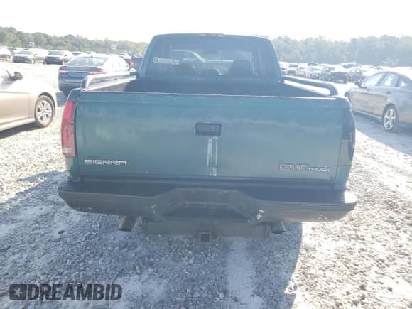 1995 GMC Sierra 1500 z VIN 2GTEC19K7S1585318, wystawiony jako Copart lot #73648904 z przebiegiem 196 568 mil mil oraz Szkoda całkowita • Salvage title. Historia ofert i sprzedaży dostępna na DreamBid. Obrazek 6.