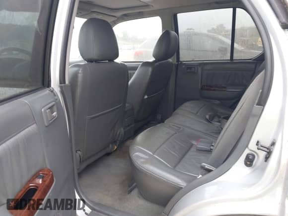 2001 Honda Passport LX with VIN 4S6DM58W814407931, listed as a IAAI auction lot 43304216 with 139,662 mi miles and . Bid and sale history available at DreamBid. Image 8.