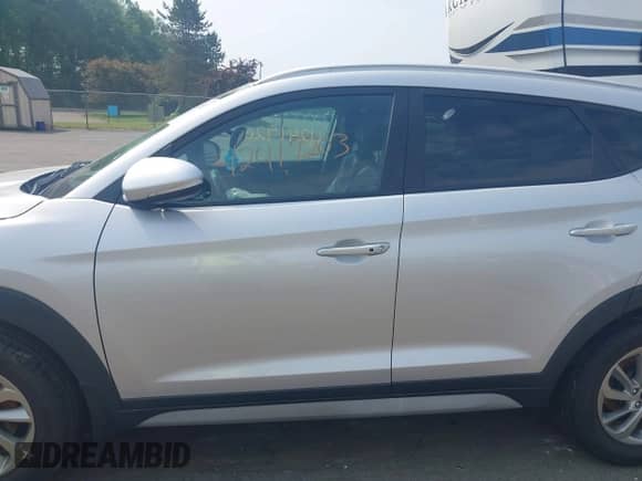 2017 Hyundai Tucson SE with VIN KM8J33A41HU513787, listed as a IAAI auction lot 42419203 with 168,113 mi miles and . Bid and sale history available at DreamBid. Image 15.