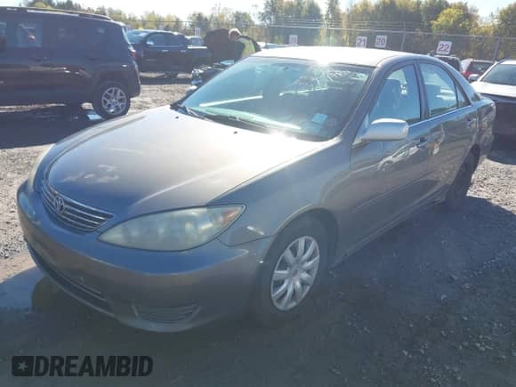 2006 Toyota Camry STD с VIN 4T1BE30K56U734451, выставлен на аукционе IAAI как лот 43384817 с пробегом 217 921 миль миль и . История ставок и продаж доступна на DreamBid. Изображение 2.