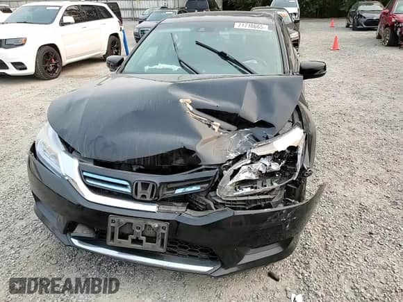 2015 Honda Accord Touring with VIN 1HGCR6F77FA012371, listed as a Copart auction lot 71718665 with 223,602 mi miles and Salvage title. Bid and sale history available at DreamBid. Image 14.