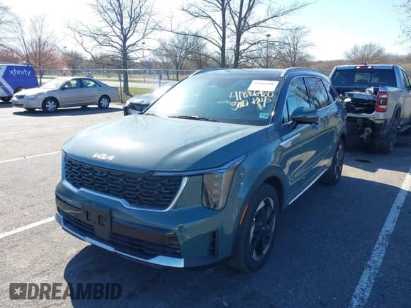 2025 Kia Sorento SX Prestige with VIN KNDRKDJG3S5293662, listed as a IAAI auction lot 41886980 with 6,203 mi miles and . Bid and sale history available at DreamBid. Image 17.