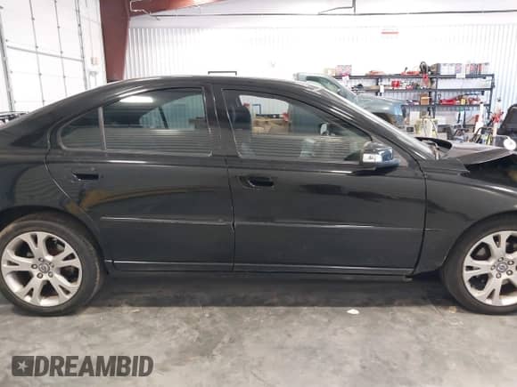 2009 Volvo S60 2.5T с VIN YV1RH592492733570, выставлен на аукционе IAAI как лот 43129477 с пробегом 122 310 миль миль и . История ставок и продаж доступна на DreamBid. Изображение 14.