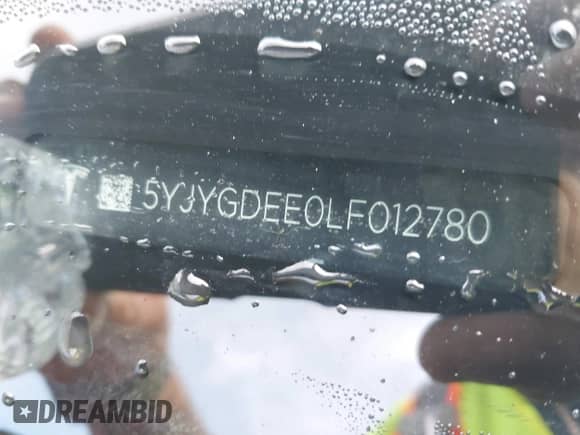 2020 Tesla Model Y Long Range с VIN 5YJYGDEE0LF012780, выставлен на аукционе IAAI как лот 43137505 с пробегом 89 027 миль миль и . История ставок и продаж доступна на DreamBid. Изображение 18.
