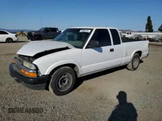 2003 Chevrolet S-10 Fleet с VIN 1GCCS19X838204354, выставлен на аукционе Copart как лот 74886144 с пробегом 240 010 миль миль и Списание • Salvage title. История ставок и продаж доступна на DreamBid. Изображение 1.