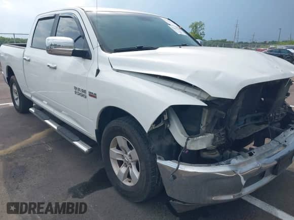 2018 Ram 1500 Big Horn с VIN 1C6RR6TT0JS160558, выставлен на аукционе IAAI как лот 42960290 с пробегом 185 627 миль миль и . История ставок и продаж доступна на DreamBid. Изображение 1.