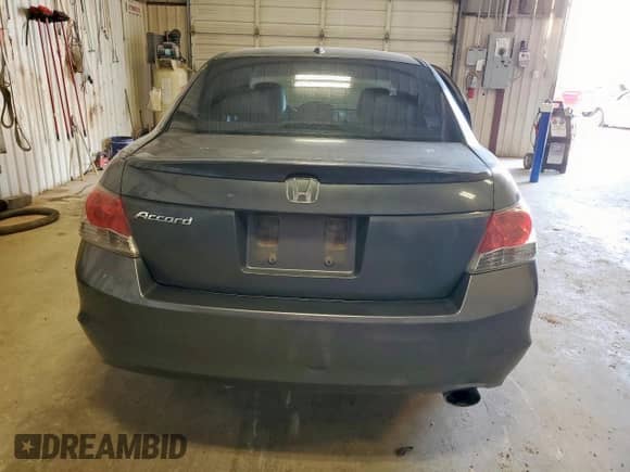 2010 Honda Accord EX-L with VIN 1HGCP2F82AA192570, listed as a Copart auction lot 68333385 with 187,592 mi miles and Salvage title. Bid and sale history available at DreamBid. Image 6.