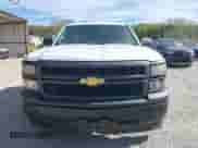 2014 Chevrolet Silverado 1500 Work Truck z VIN 1GCRCPEHXEZ270149, wystawiony jako IAAI lot #43492235 z przebiegiem 230 000 mil mil oraz . Historia ofert i sprzedaży dostępna na DreamBid. Obrazek 12.