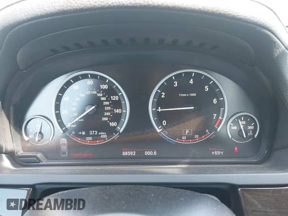 2013 BMW 7 Series 740Li with VIN WBAYE4C58DDW22554, listed as a IAAI auction lot 41901578 with 88,592 mi miles and . Bid and sale history available at DreamBid. Image 7.