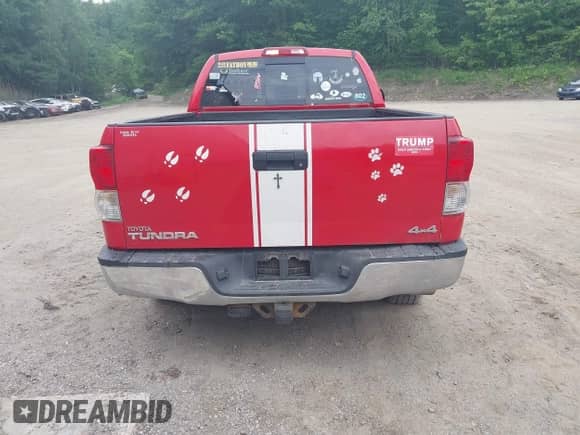 2011 Toyota Tundra с VIN 5TFUY5F14BX186269, выставлен на аукционе IAAI как лот 42491952 с пробегом 186 428 миль миль и . История ставок и продаж доступна на DreamBid. Изображение 16.