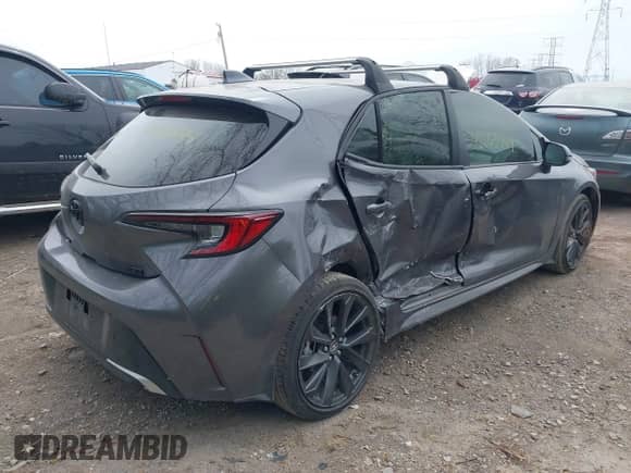 2024 Toyota Corolla XSE z VIN JTNC4MBE0R3232297, wystawiony jako IAAI lot #42063444 z przebiegiem 20 522 mil mil oraz . Historia ofert i sprzedaży dostępna na DreamBid. Obrazek 4.