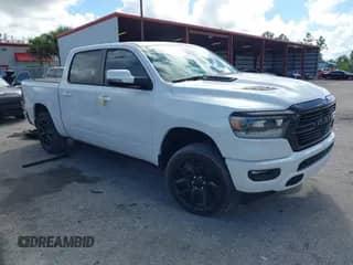 2023 Ram 1500 Laramie z VIN 1C6SRFJT3PN547844, wystawiony jako IAAI lot #43267971 z przebiegiem 17 029 mil mil oraz . Historia ofert i sprzedaży dostępna na DreamBid. Obrazek 1.